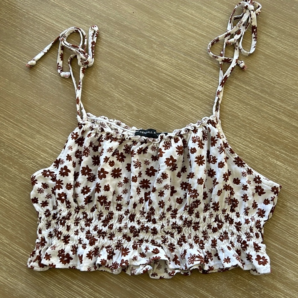 Kendall and Kylie cropped  tank top